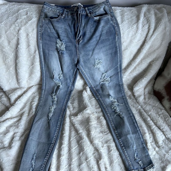 Almost famous ripped jeans - Picture 1 of 1